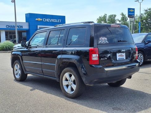 Used 2014 Jeep Patriot Limited w/ Sun/Sound Group AWD/4WD image 6