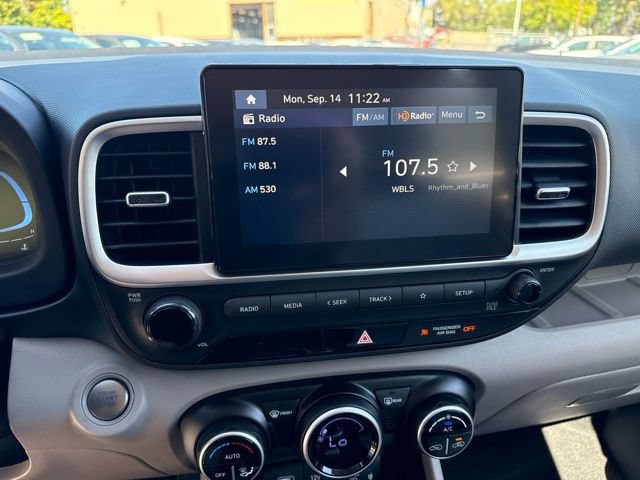 Used 2026 Hyundai Venue SEL FWD image 6