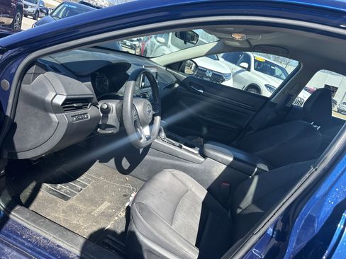 Used 2020 Nissan Altima 2.5 S image 8