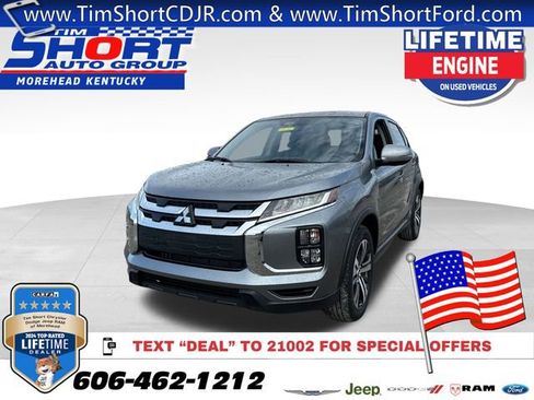 Used 2025 Mitsubishi Outlander Sport SE image 1