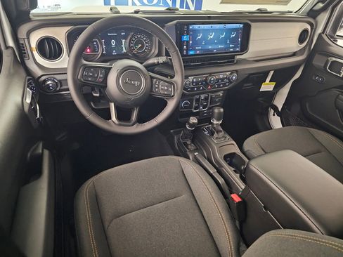 New 2026 Jeep Gladiator Sport image 13