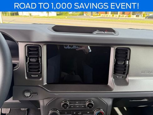 New 2025 Ford Bronco 2-Door image 13