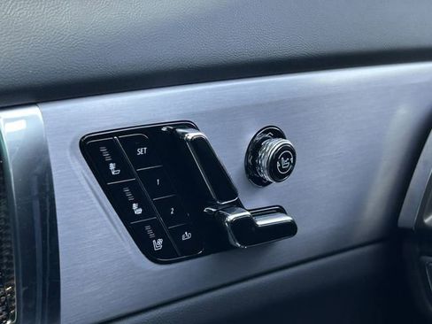 New 2026 Cadillac Vistiq Luxury image 22