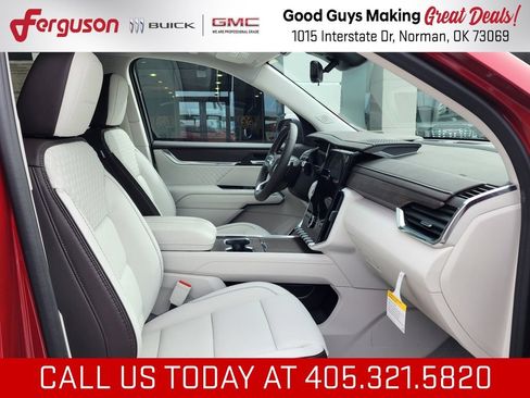 New 2026 GMC Acadia Denali w/ Super Cruise Package FWD image 43
