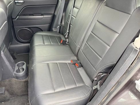 Used 2015 Jeep Patriot High Altitude AWD/4WD image 5
