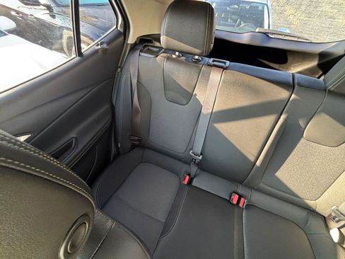 Used 2025 Buick Encore GX Preferred image 39