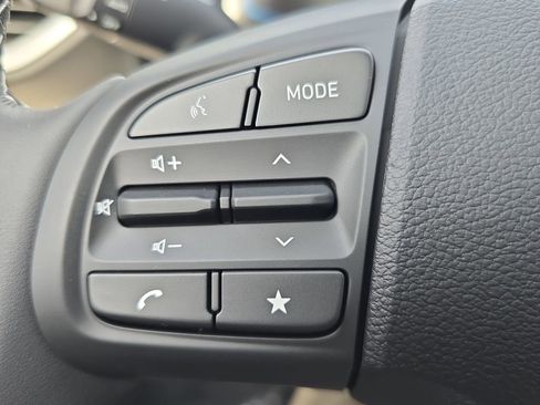 New 2026 Hyundai Venue SEL FWD image 16