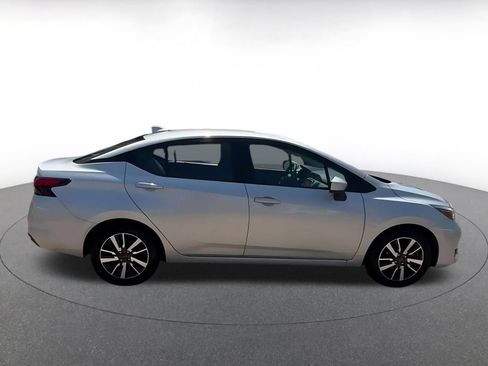 Used 2025 Nissan Versa SV FWD image 13