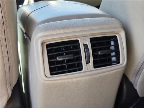 Used 2022 Nissan Rogue Sport SL w/ Premium Package image 16