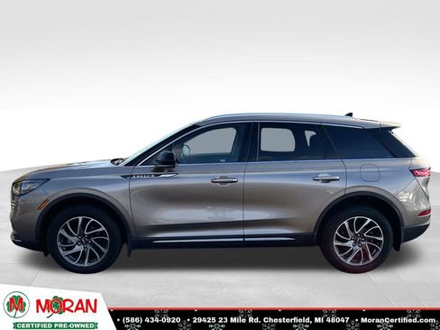 Used 2021 Lincoln Corsair Standard w/ Equipment Group 101A image 3