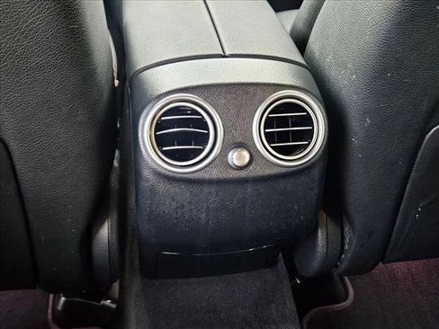 Used 2021 Mercedes-Benz GLC 300 image 17