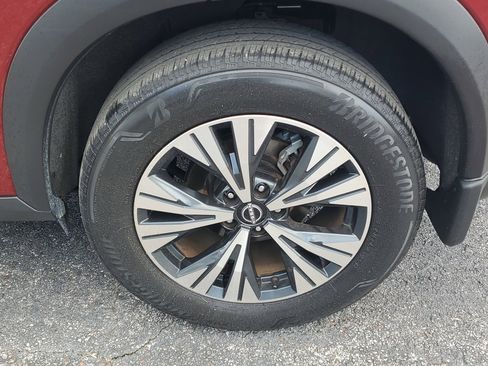 Certified 2023 Nissan Rogue SV image 8