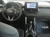 Certified 2022 Toyota Corolla Cross LE image 2