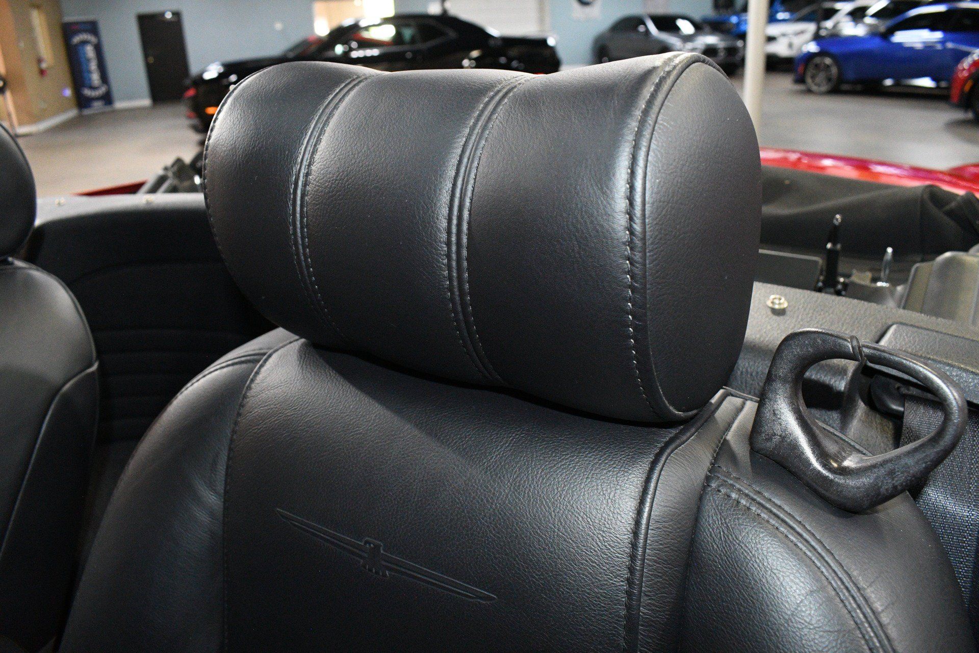Used 2003 Ford Thunderbird RWD image 9