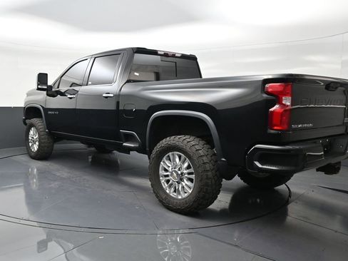 Used 2021 Chevrolet Silverado 2500 High Country w/ Z71 Off-Road Package AWD/4WD image 3
