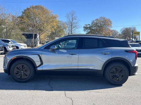 New 2026 Chevrolet Blazer EV LT image 18