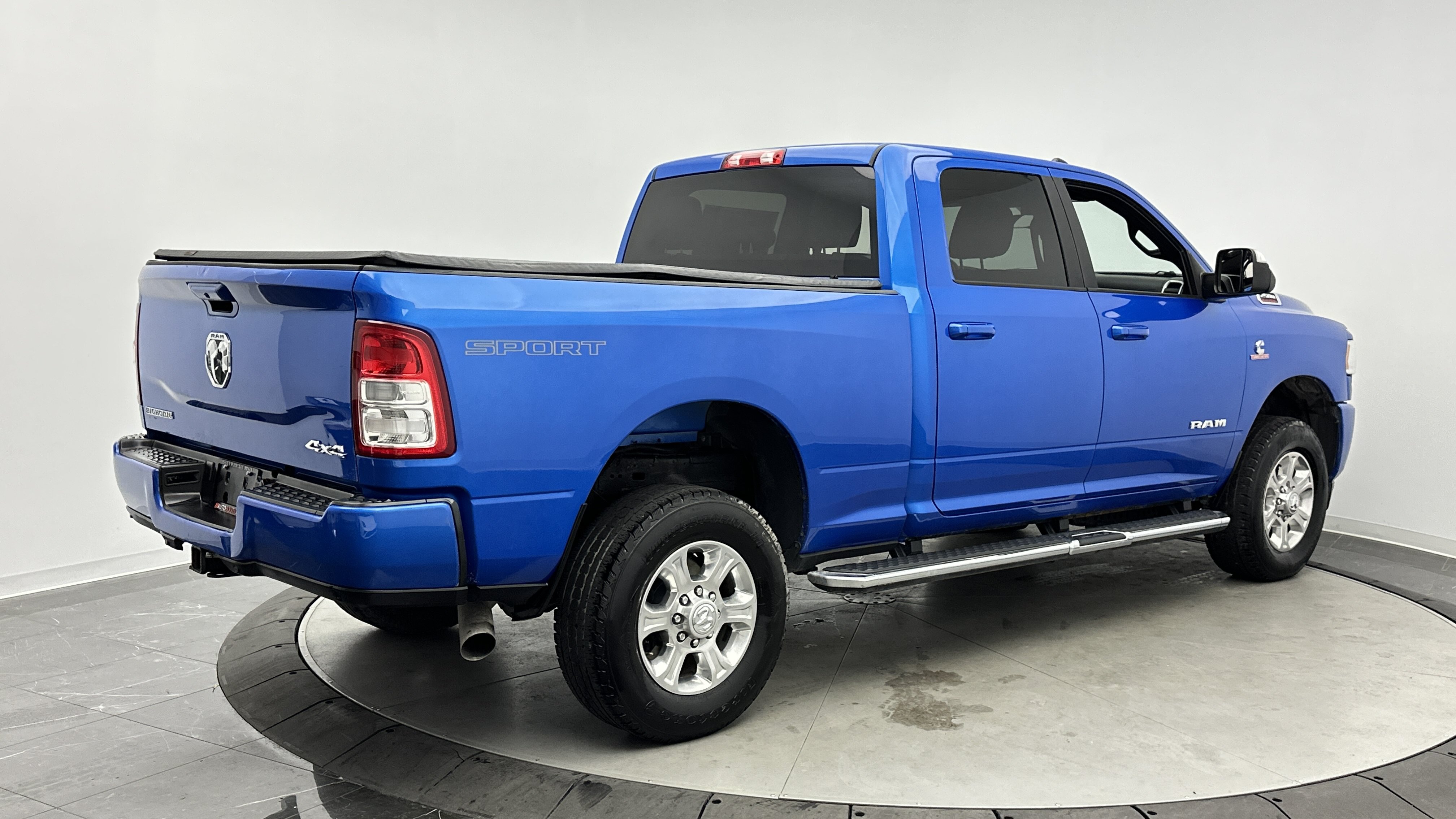 Used 2022 RAM 2500 Big Horn AWD/4WD image 7