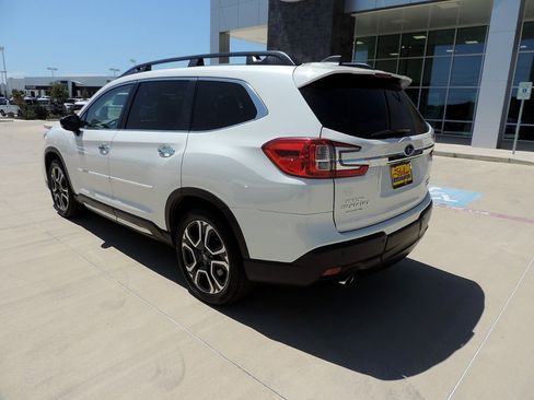 Certified 2024 Subaru Ascent Touring AWD/4WD image 7