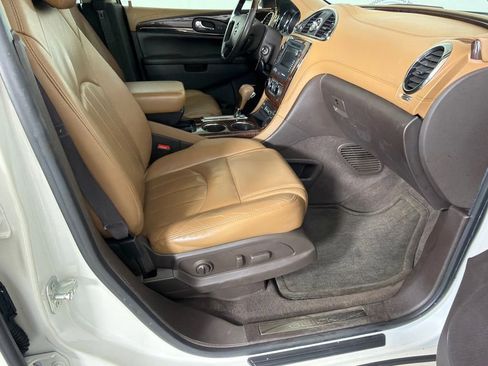Used 2014 Buick Enclave Leather image 15