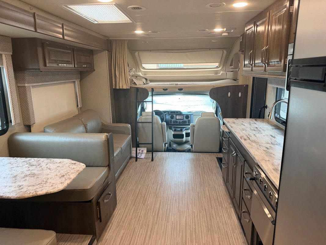 Used 2019 Ford E-450 and Econoline 450 Super Duty w/ Motorhome Prep Package RWD image 31
