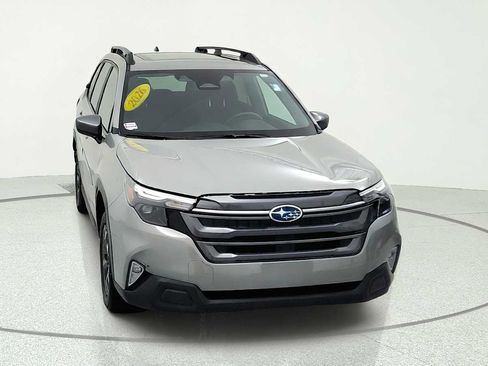 Certified 2026 Subaru Forester Premium AWD/4WD image 2