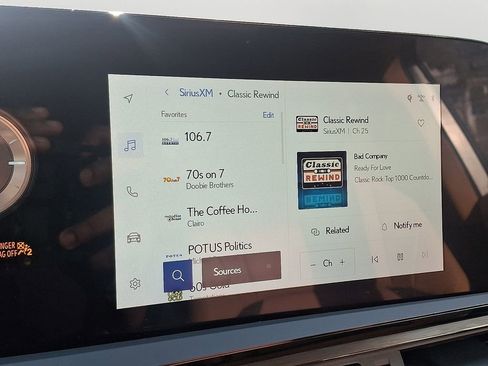 Used 2023 Lexus ES 250 w/ Premium Package image 18