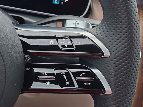 New 2026 Mercedes-Benz CLE 300 4MATIC Coupe image 11