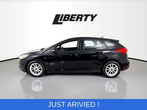 Used 2016 Ford Focus SE image 4