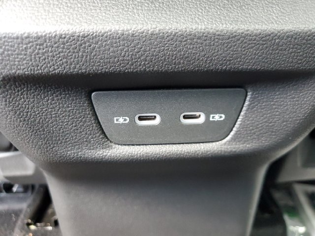 New 2026 Volkswagen Tiguan SE R-Line FWD image 12