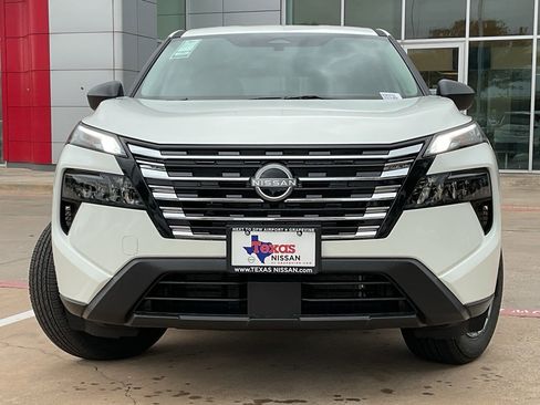 New 2025 Nissan Rogue S image 3