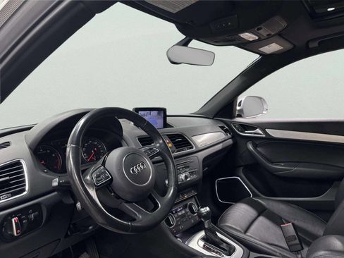 Used 2018 Audi Q3 2.0T Premium Plus w/ Premium Plus Package image 12