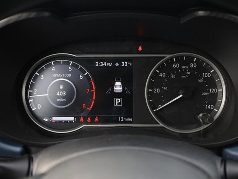 New 2025 Nissan Versa SV w/ Trunk Package image 10