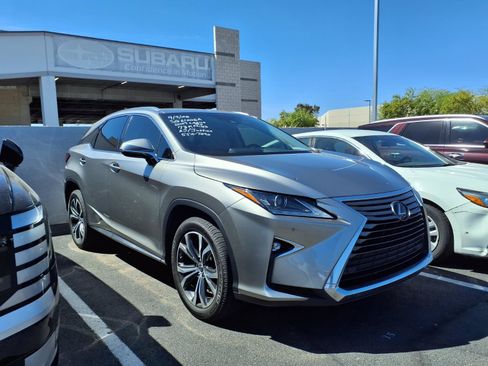 Used 2019 Lexus RX 350 FWD w/ Navigation Package image 2