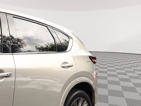 Used 2024 MAZDA CX-5 AWD 2.5 S w/ Premium Plus Pkg image 11