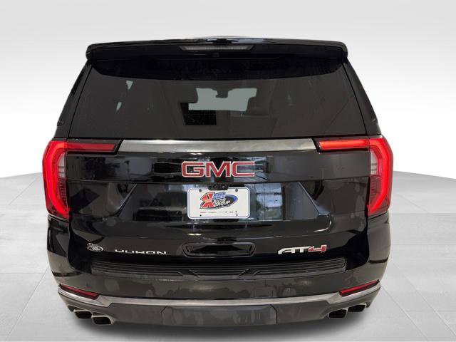 Used 2025 GMC Yukon XL AT4 w/ AT4 Premium Package AWD/4WD image 4