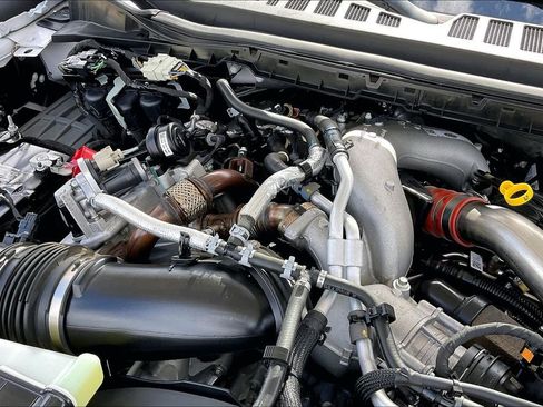 Used 2024 Ford F350 Lariat w/ Lariat Ultimate Package image 32