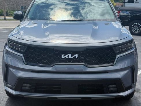 Used 2023 Kia Sorento SX FWD image 4