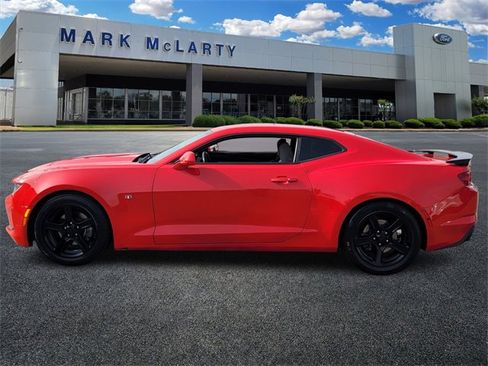 Used 2022 Chevrolet Camaro LT image 6