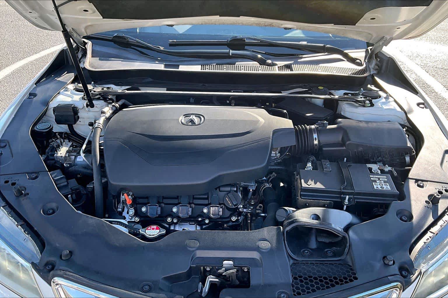 Used 2016 Acura TLX w/ Technology Package FWD image 40