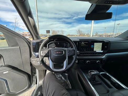 Used 2023 GMC Sierra 1500 SLT w/ SLT Premium Plus Package image 14