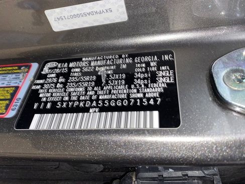 Used 2016 Kia Sorento SX image 26