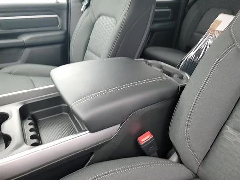 New 2026 RAM 1500 Big Horn w/ Night Edition image 19