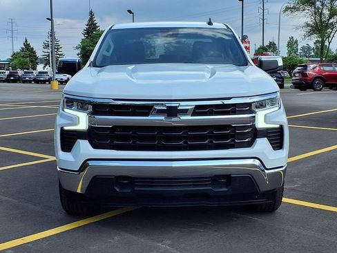 Used 2022 Chevrolet Silverado 1500 LT AWD/4WD image 23