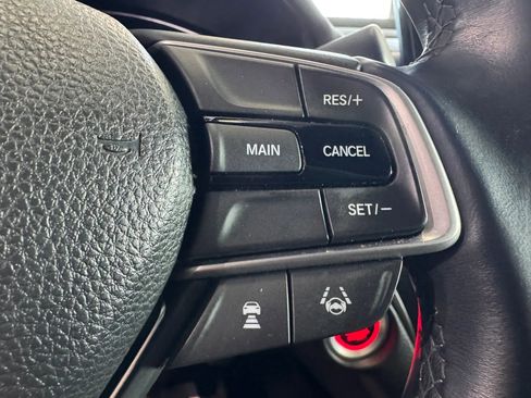 Used 2018 Honda Accord Sport image 25