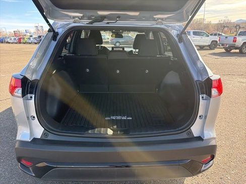 Certified 2025 Toyota Corolla Cross SE image 6