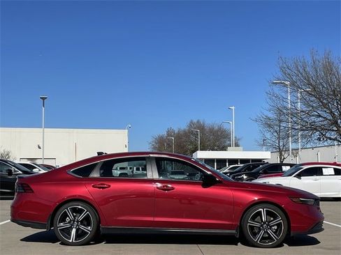 Certified 2023 Honda Accord Sport image 3