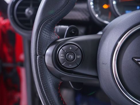 Used 2019 MINI Cooper S w/ Signature Upholstery Package FWD image 16