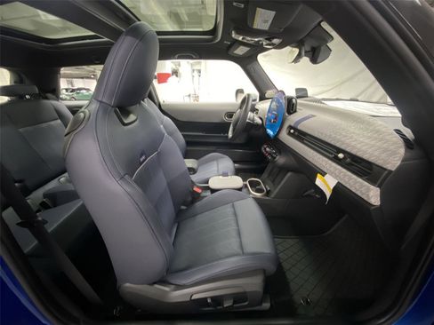 Certified 2025 MINI Cooper S image 30