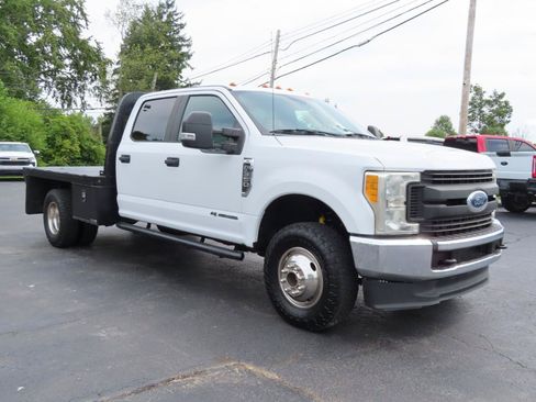 Used 2017 Ford F350 XL w/ Power Equipment Group AWD/4WD image 8