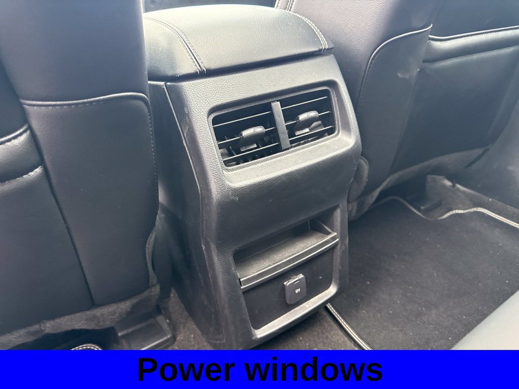 Used 2019 Ford Edge ST AWD/4WD image 7